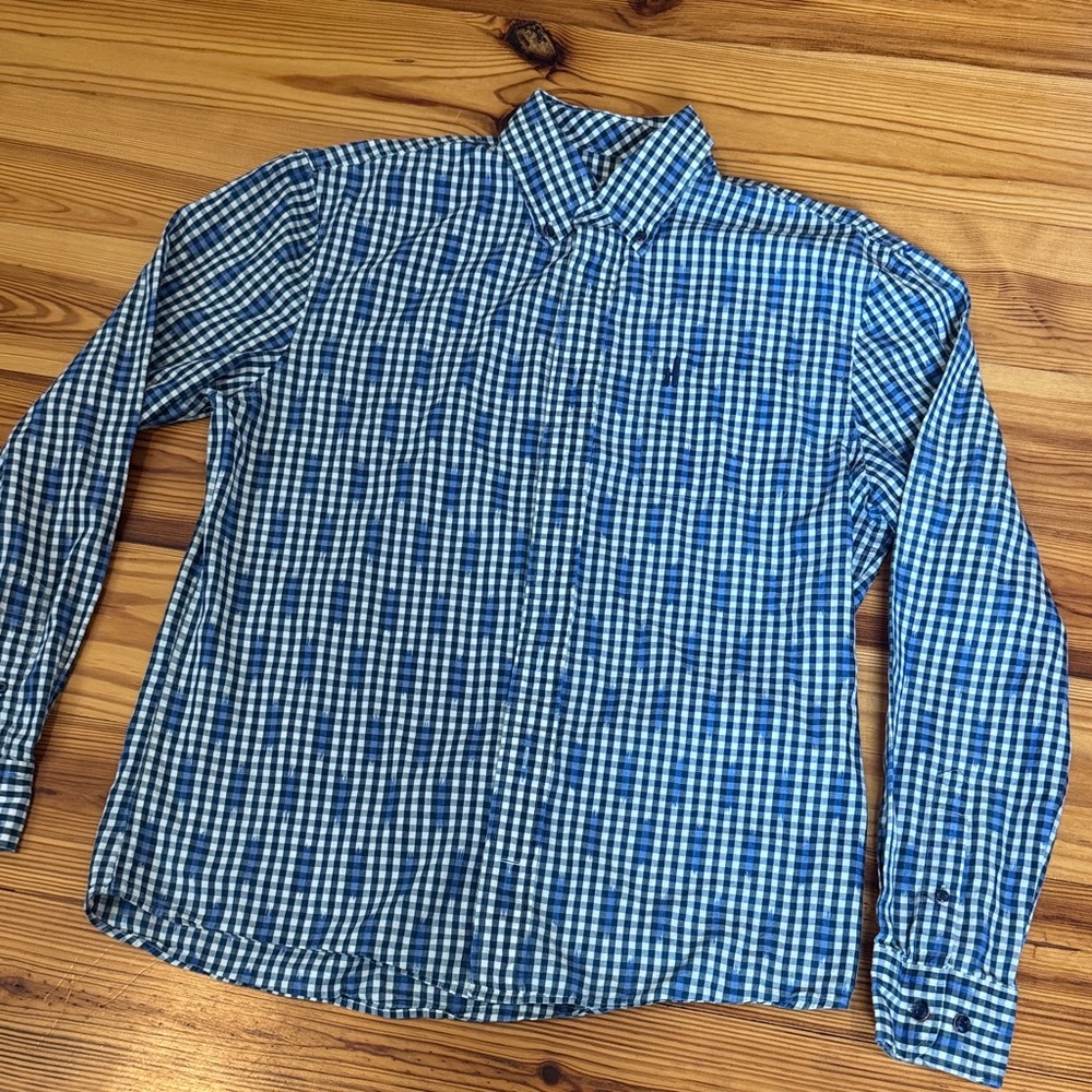 EUC johnnie-O Hangin’ Out Blue and White Checkered Casual Shirt size Medium